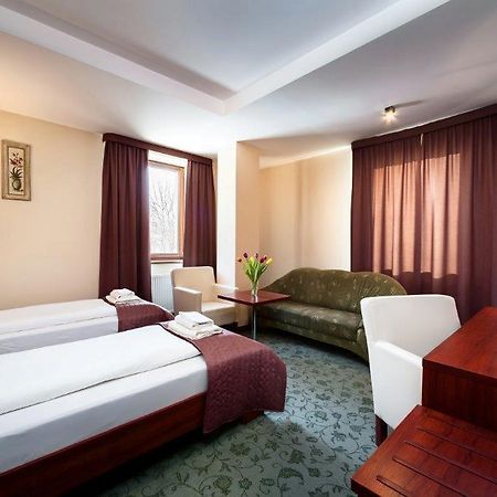 Hotel Mlyn Lublin Extérieur photo