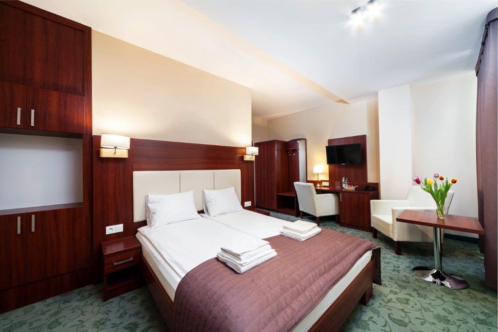 Hotel Mlyn Lublin Extérieur photo